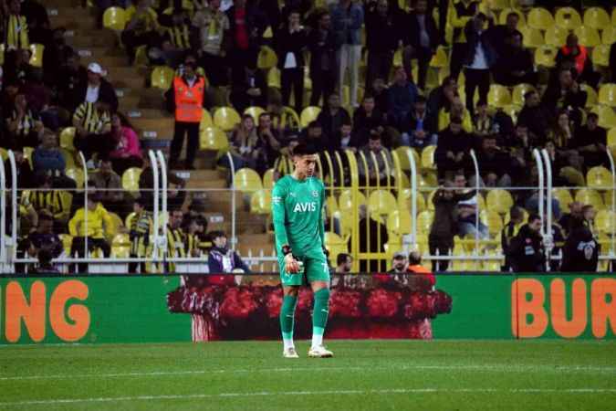 Fenerbahçe üç puanı uzatmalarda kazandı