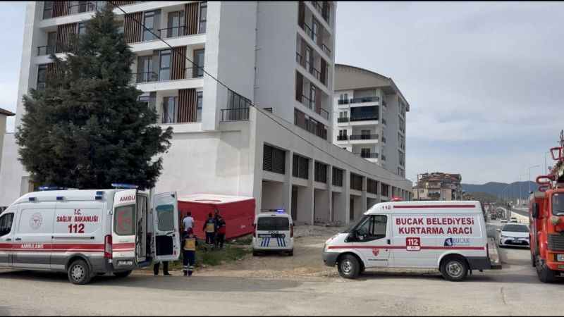 İntiharkolik Hasan sözünde durmadı, 85’inci defa çatıya çıktı