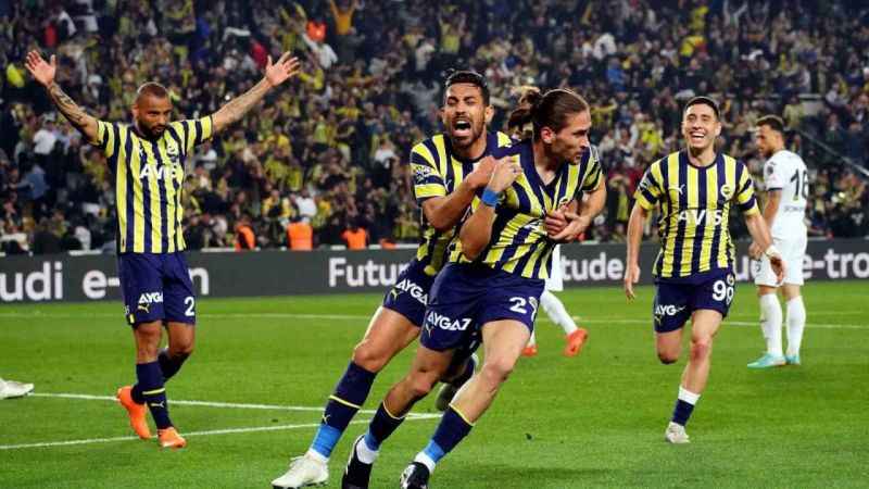 Fenerbahçe geriden gelmeyi seviyor