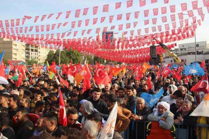 Ekonomik sıkıntı ve hayat pahalılığını yine biz çözeceğiz