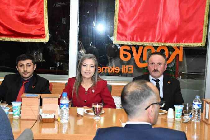 MHP Ardahan milletvekili adayları Onur Ümit Işık ve Suna Nursen Opalay tanıtıldı