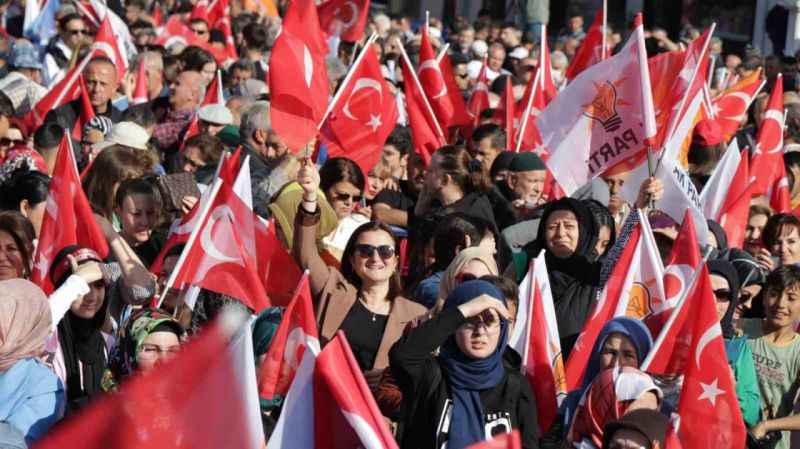 Bay bay Kemal ve Meral Hanım teröristlerle beraber