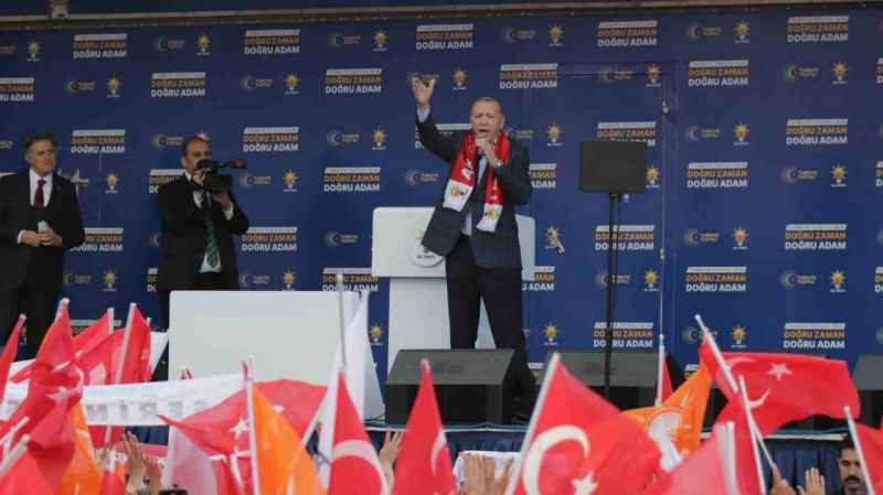 Bay bay Kemal ve Meral Hanım teröristlerle beraber