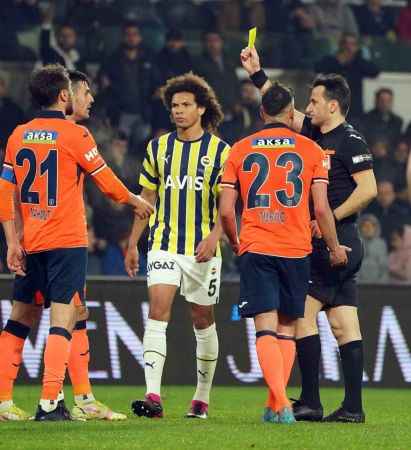 Fenerbahçe yine geriden gelip kazandı