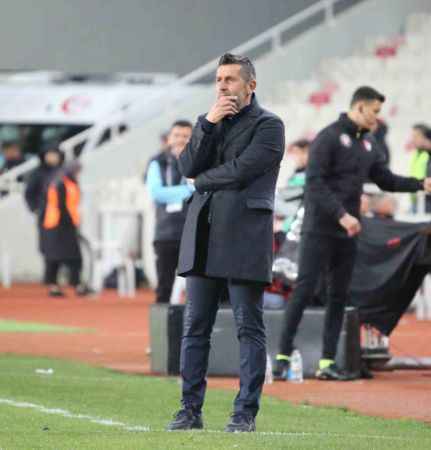 Sivasspor, Trabzonspor'u 4-1'le geçti