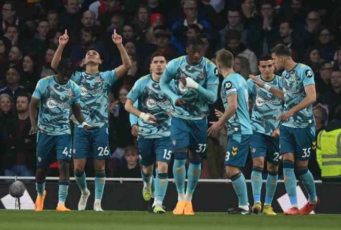 Arsenal’a bir çelme de Southampton’dan