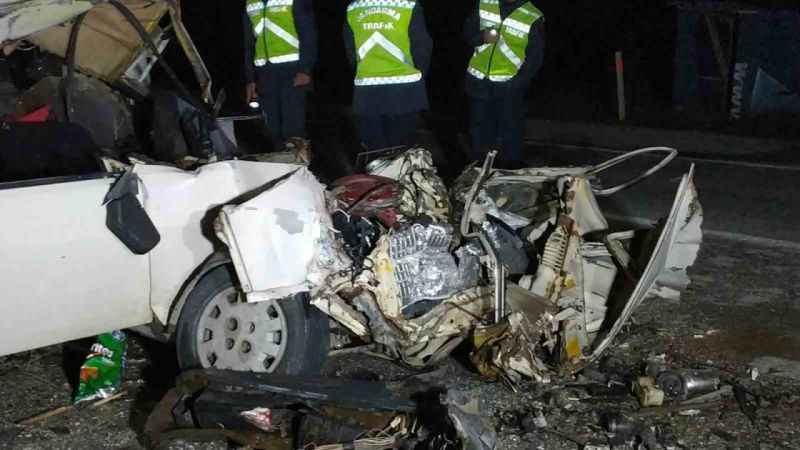 Uşak'taki kazada Nasuh Turan ve Nazif Turan hayatını kaybetti