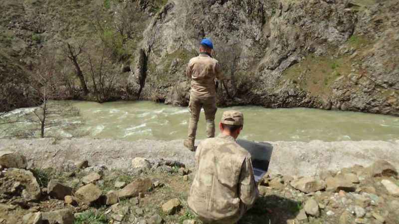 Azat Demiral, Mehmet Can Demiral ve Baran Aslan Taş’ın bulunduğu araç Munzur Çayı'na düştü