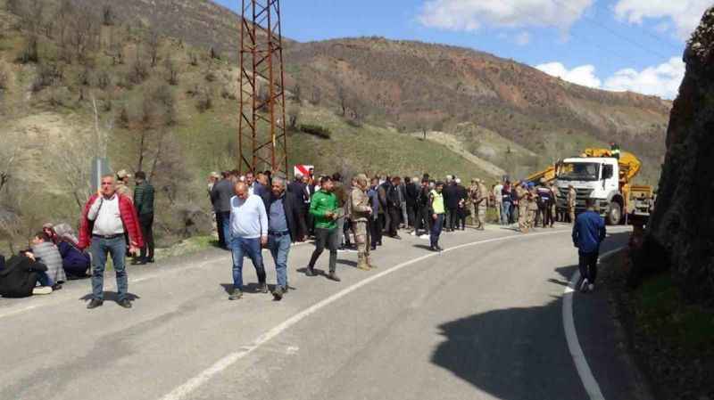 Azat Demiral, Mehmet Can Demiral ve Baran Aslan Taş’ın bulunduğu araç Munzur Çayı'na düştü
