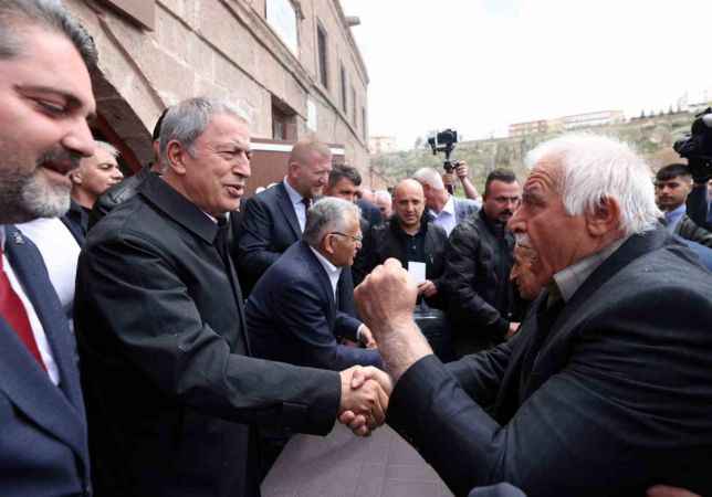 Bakan Akar, 4 günde etkisiz hale getirilen terörist sayısının 21 olduğunu açıkladı