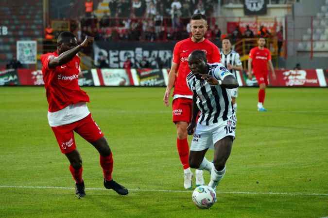 Beşiktaş Ümraniyespor'u rahat geçti