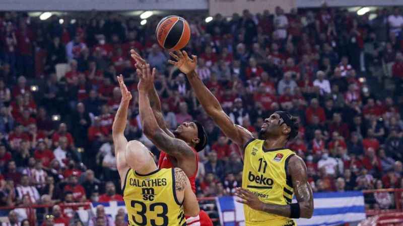 Fenerbahçe Beko, Play-Off maçlarına mağlubiyetle başladı