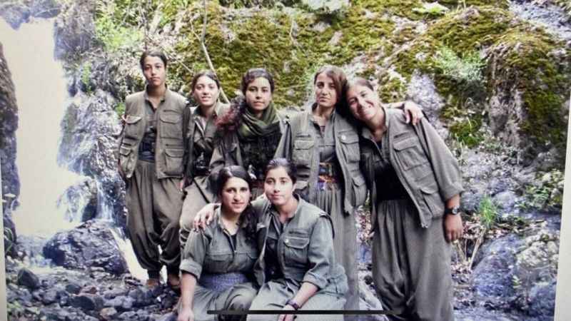Yeşil Sol Parti adayı Ayten Dönmez’in terör örgütü PKK kamplarındaki yeni fotoğrafları ortaya çıktı