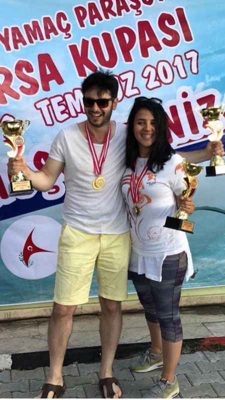 Milli paraşütçü Andaç Ünsal uçuş sırasındaki kazada hayatını kaybetti