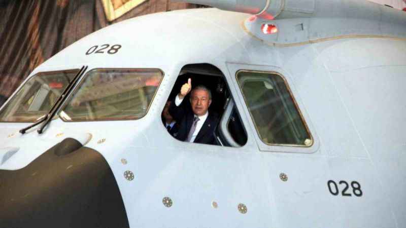 Milli denizaltımızı denizlerimizde, Milli Muharip Uçağımızı semalarımızda göreceğiz