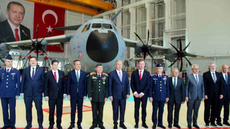 Milli denizaltımızı denizlerimizde, Milli Muharip Uçağımızı semalarımızda göreceğiz