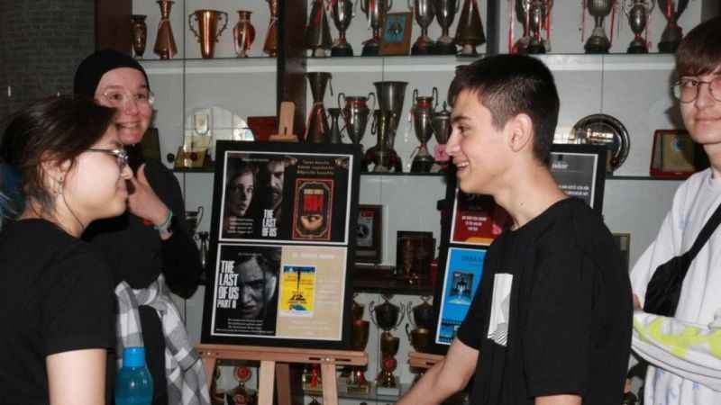 Atatürk Lisesi’nin bir koridoru ‘Felsefe Sokağı oldu