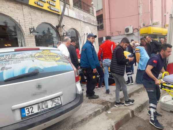 Sürücü gaz ve freni karıştırdı