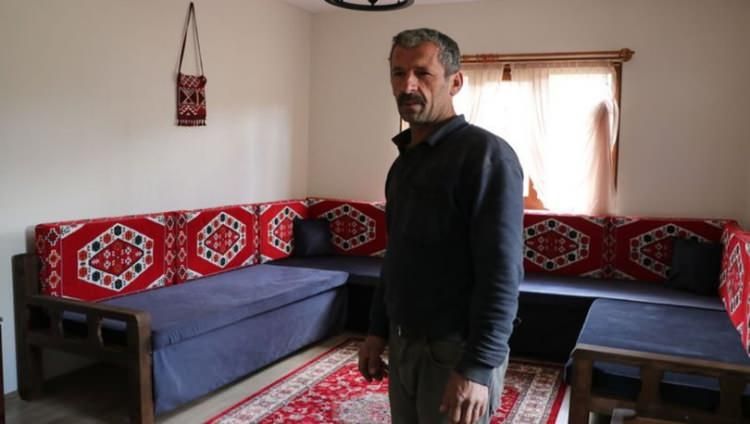 ÇEVRİMTAŞ KÖYÜNDE YAPILAN EVLERDEN İLKİ SAHİBİNE TESLİM EDİLDİ