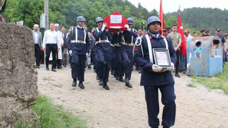 Jandarma Er Selçuk Sarıkaya son yolculuğuna uğurlandı