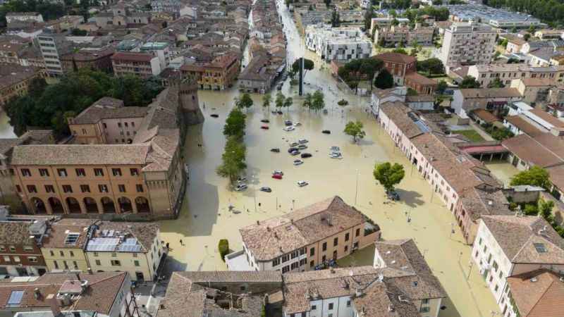 İtalya’daki sel felaketinde can kaybı 11’e yükseldi