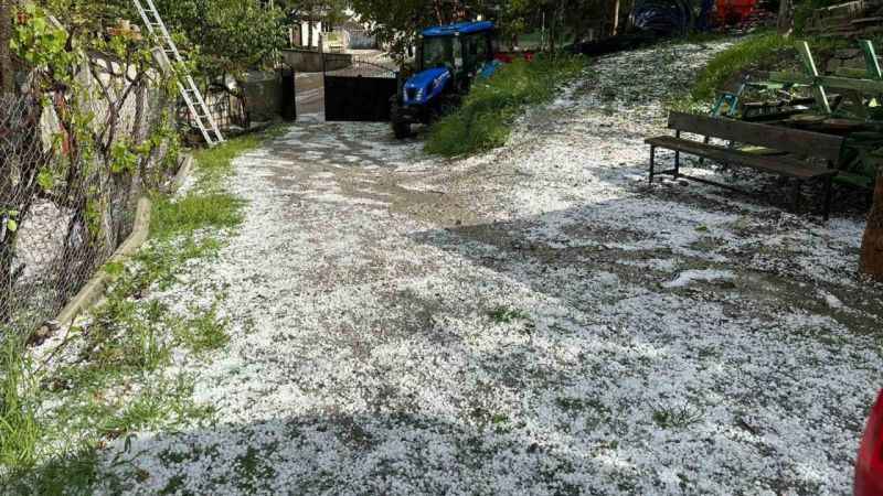 Yozgat’ta dolu yağışı etkili oldu