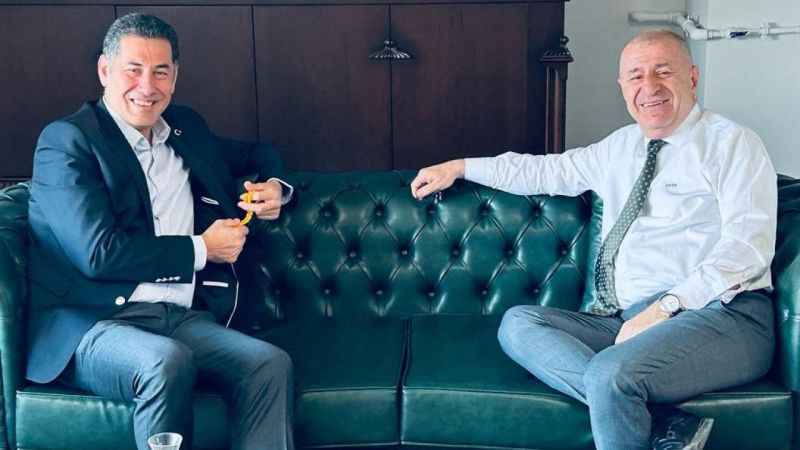 Ümit Özdağ ve Sinan Oğan'dan ikili poz