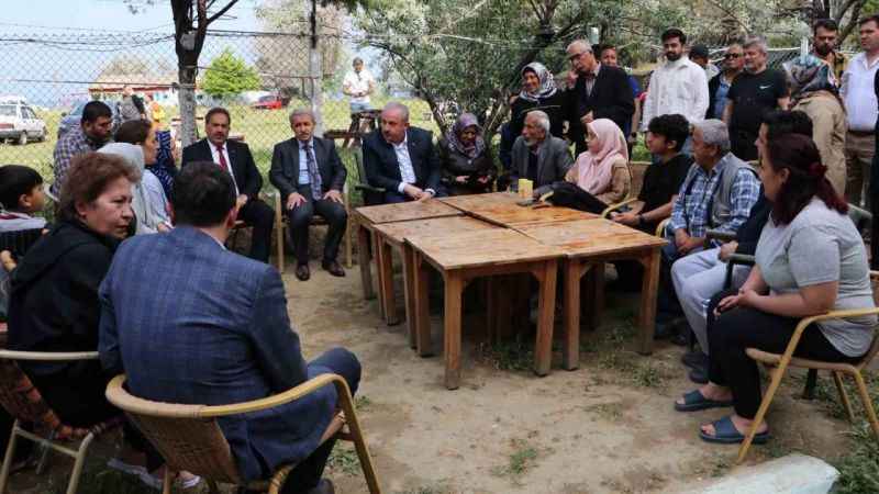 Şentop: Esir kampına dönüştürmüşler