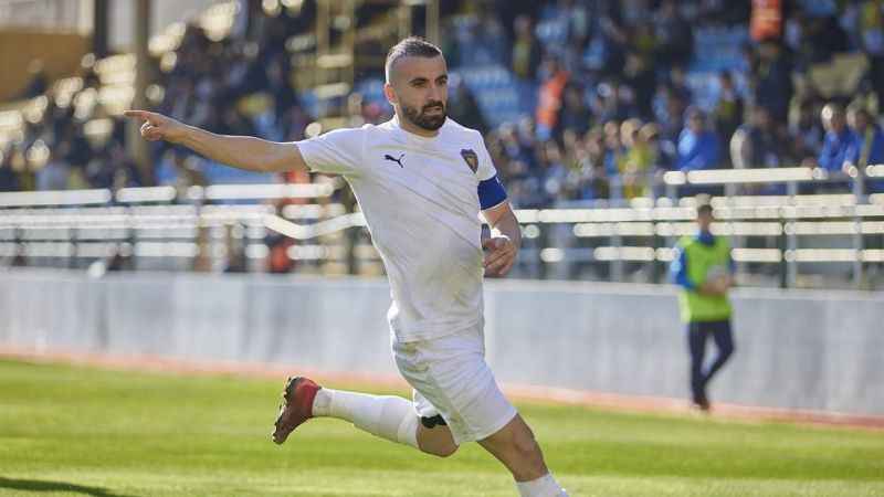 Bucaspor 1928'li Erhan Çelenk gol kralı oldu