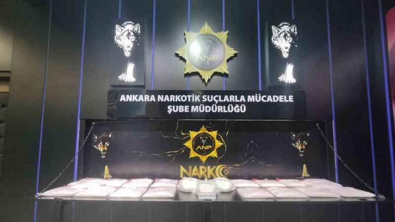 Okul servisiyle 7 milyon liralık metamfetamin ticareti