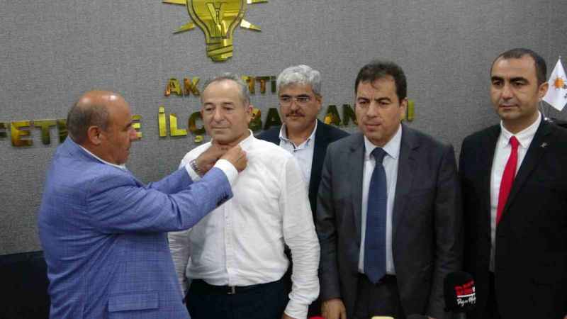 Gelecek ve DEVA Partisi’nin eski başkanları AK Parti’ye geçti