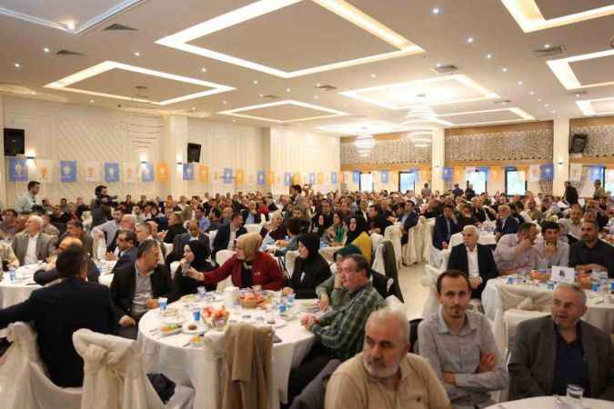 Numan Kurtulmuş: “Öyle bir oranla Erdoğan seçilsin ki, bunların televizyonlara çıkacak yüzü kalmasın”