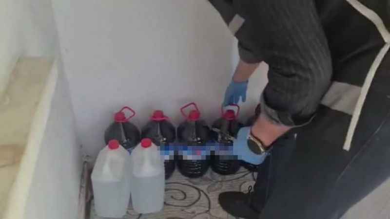 Baba oğul sahte alkol üretiyorlardı