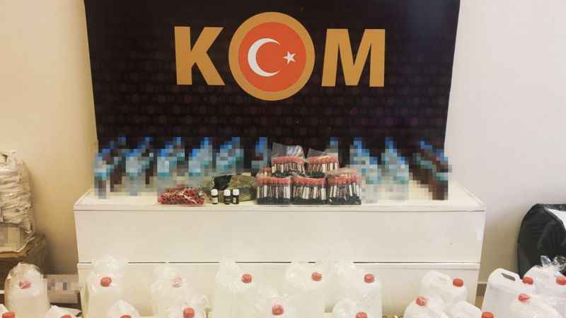 Baba oğul sahte alkol üretiyorlardı