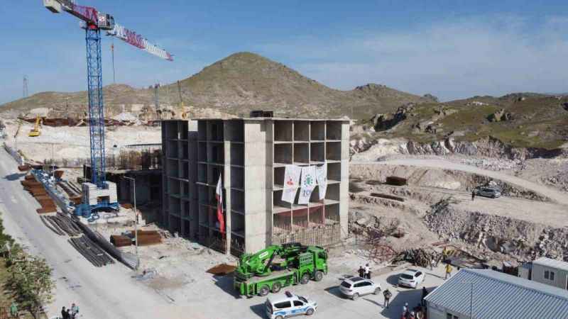 Malatya’da deprem konutları hızla yükseliyor