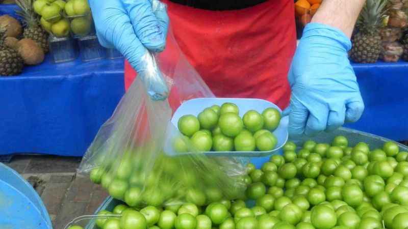 Papaz eriği uygun fiyatla tezgahlarda