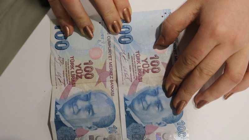 Hatalı basılan 100 lira 100 bin liraya satışta