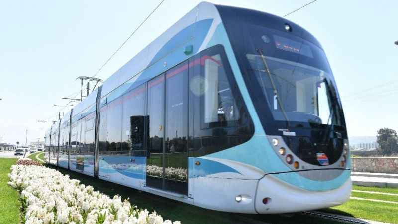 İzmir'de seçim günü toplu ulaşım 24 saat 