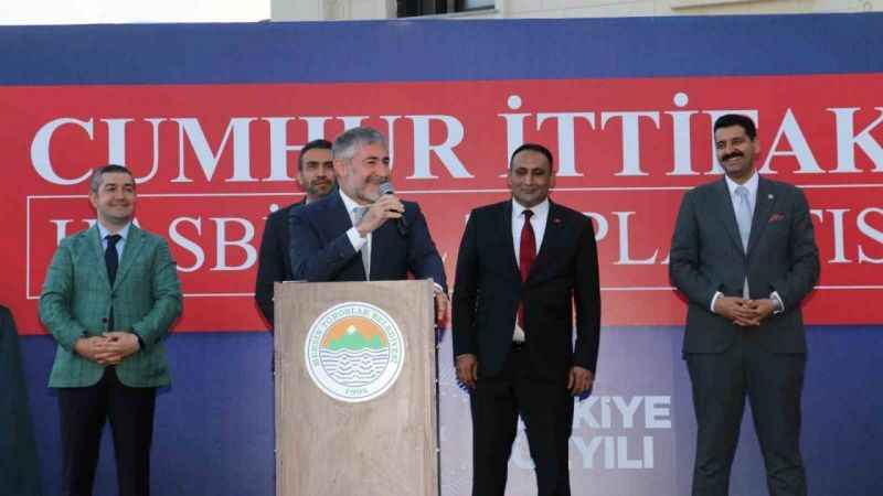 Bakan Nebati: Bizim davamız, ülküsü millet olanların destanıdır