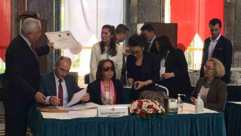 TBMM’de milletvekili kayıtları devam ediyor