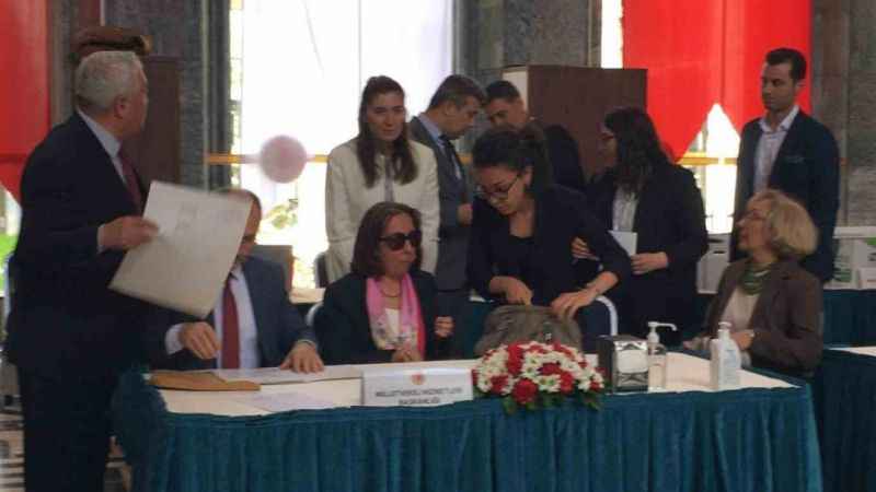 TBMM’de milletvekili kayıtları devam ediyor
