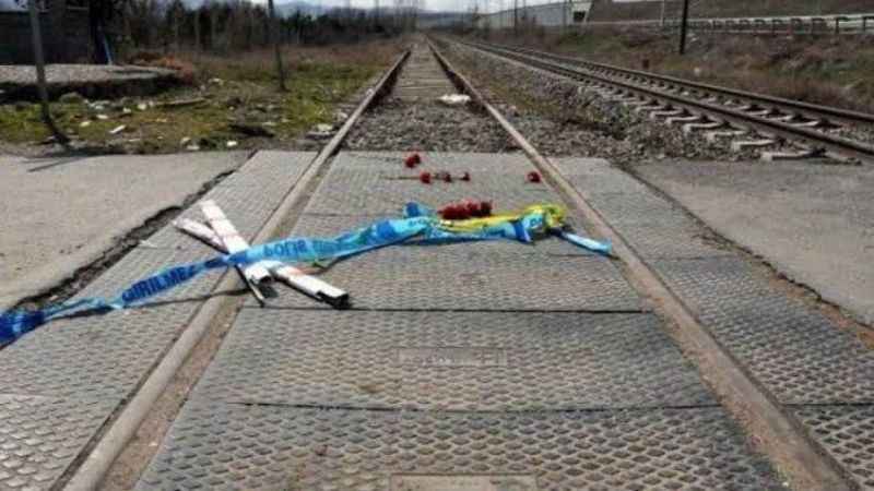 Telefonla konuşurken trenin çarptığı Harun Asildoğan hayatını kaybetti