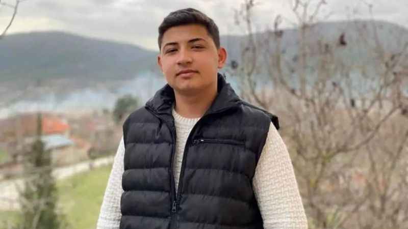 Gölete düşen otomobilde sıkışan Burhan Demirkol hayatını kaybetti