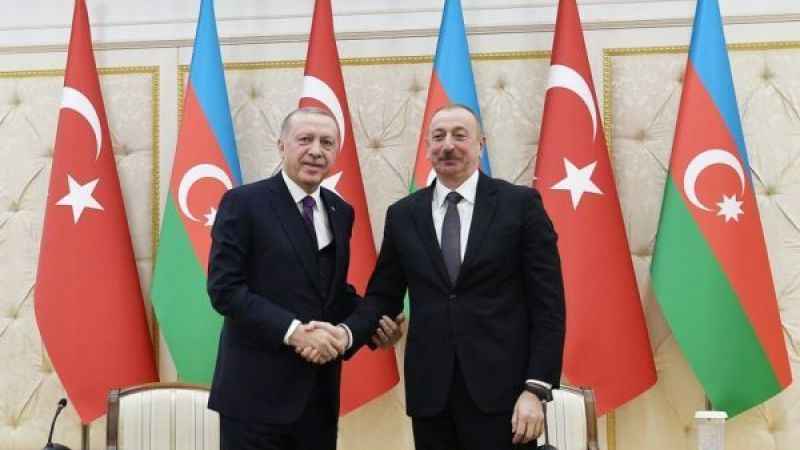 Azerbaycan’ın Cumhurbaşkanı İlham Aliyev, Recep Tayyip Erdoğan'ı tebrik etti