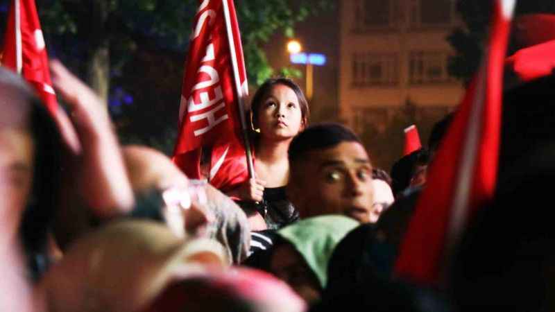 Sakarya'da seçim coşkusu sokaklara sığmadı