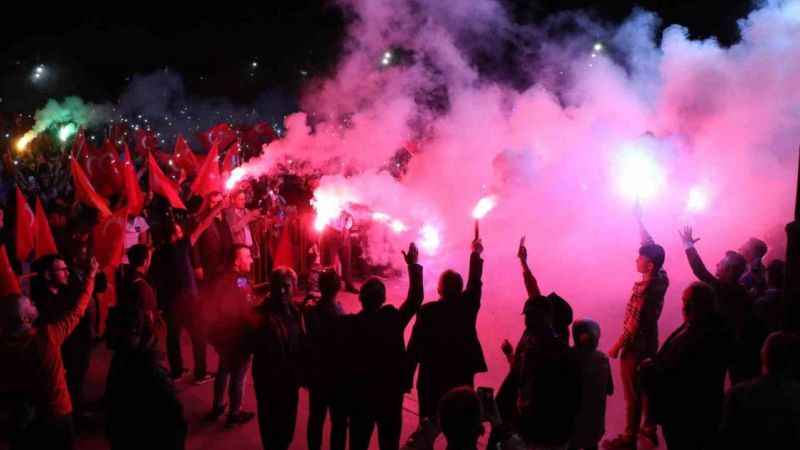 Sakarya'da seçim coşkusu sokaklara sığmadı
