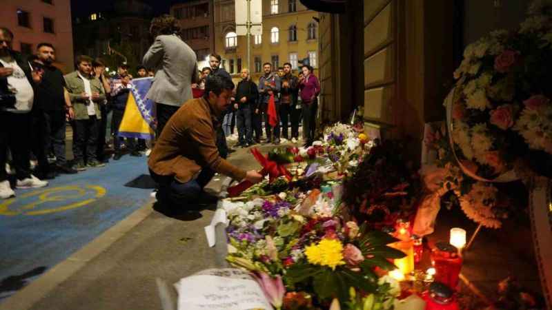 Cumhurbaşkanı Erdoğan’ın seçim zaferi Saraybosna’da kutlandı Cumhurbaşkanı Erdoğan’ın seçim zaferi Saraybosna’da kutlandı