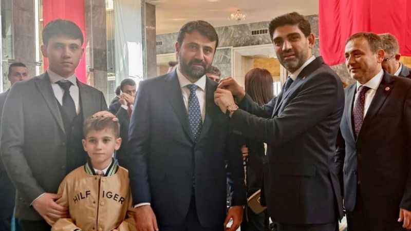 AK Partili vekiller TBMM’ye kayıtlarını yaptırdı