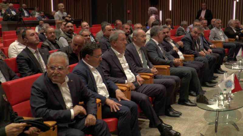 Bakan Akar, seçim öncesi konuşanlara cevap verdi