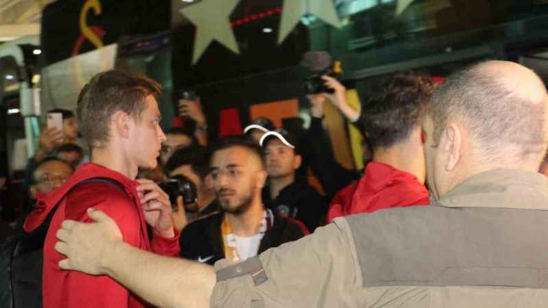 Galatasaray’a Ankara’da şampiyon gibi karşılama